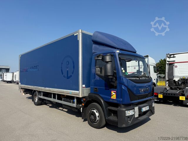 Dobozos teherautó Iveco eurocargo 120-220