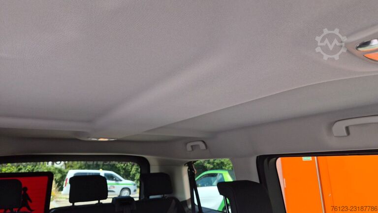 Minibus Citroën SpaceTourer Opel Zafira Plus M 9 Sitzer