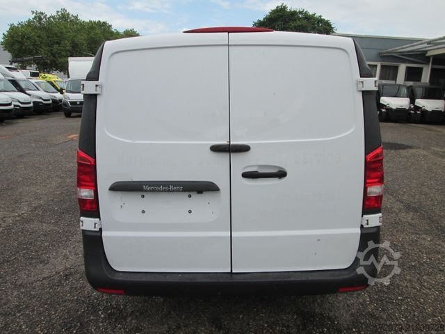 Autoutilitară frigorifică MERCEDES-BENZ Vito 111 CDI *Carrier Tiefkühler*Euro6*ATM*
