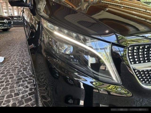 Minibuss MERCEDES-BENZ V 300 d Avantgarde AMG 4MATIC AHK+STANDH:+360°