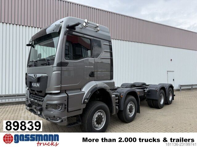 Lastbilchassi MAN TGS 41.520 8x8 BB CH, Hohe Bauart, 6-Sitzer,