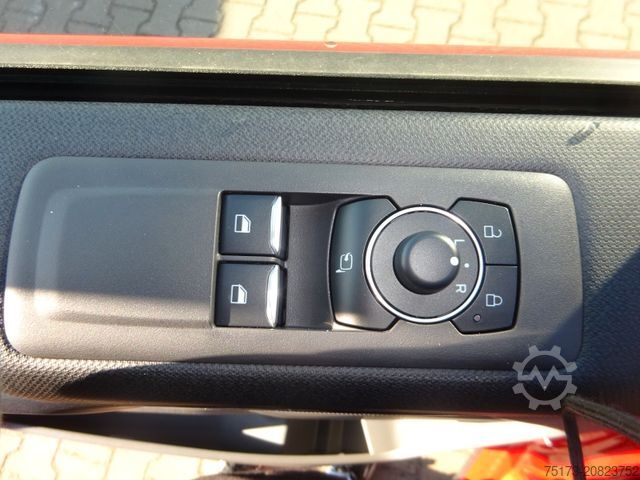 Minibus FORD Tourneo Custom Active 340L2 PHEV 360Kam Exclusiv