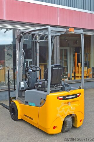 Wózek widłowy Jungheinrich EFG 115