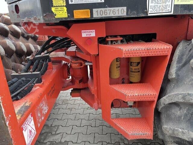 CAT CP 74 wals / verdichter Caterpillar CP 74 Walzenzug / CS