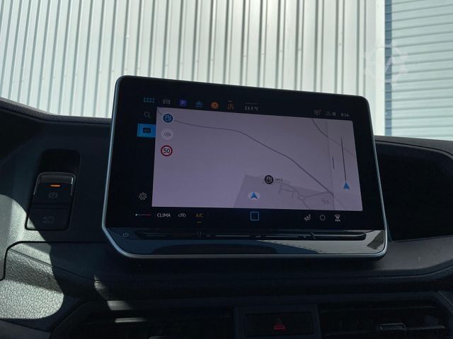 Furgon z wysokim dachem VW Crafter 35 L4H3 NAVI AHK RFK oh. Schäden