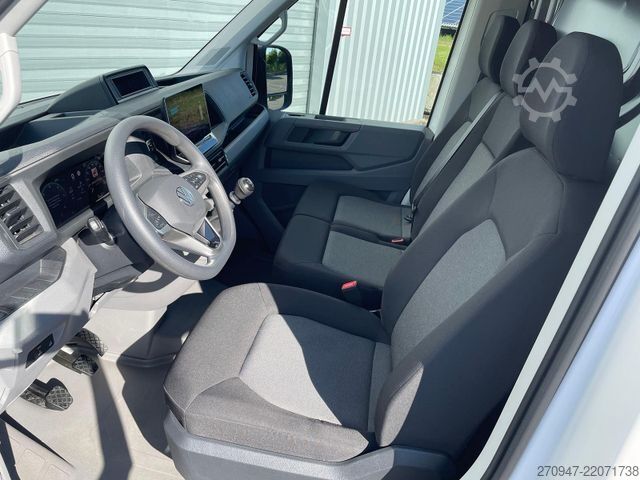 Furgon z wysokim dachem VW Crafter 35 L4H3 NAVI AHK RFK oh. Schäden