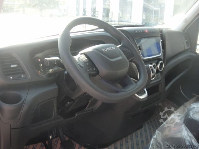 Furgon z wysokim dachem IVECO 35S16A8V