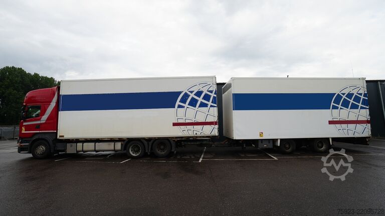 Valigia Scania R 400 6x2 closed box in combo with trailer