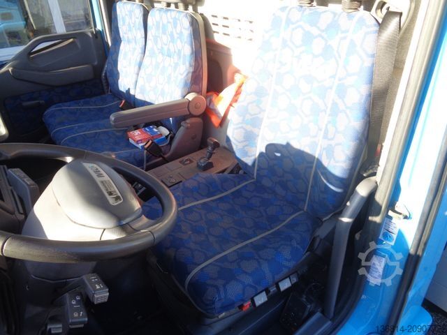 Kombi vozilo sa ceradom IVECO 80E17 / EU3. 1. Hand