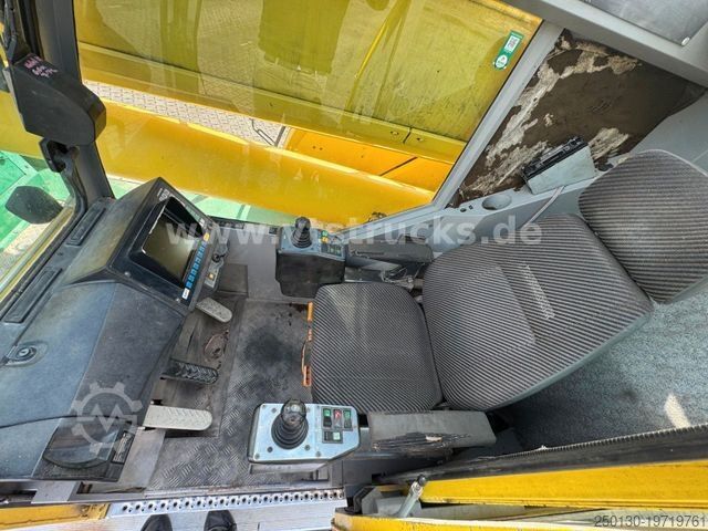 Truck mounted crane LIEBHERR UTM 735 mit LTM 1055/1 + 16m JIB