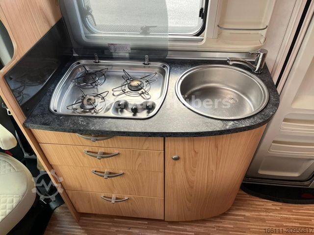 Kamper z alkową BÜRSTNER Levanto A 640 - Festbett - Garage - Tempomat -