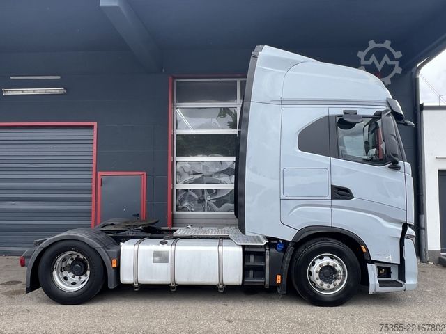 Τυπική μονάδα τράκτορα IVECO S-WAY AS440S48 ACC Intader NAVI 2xTank Leder E6d
