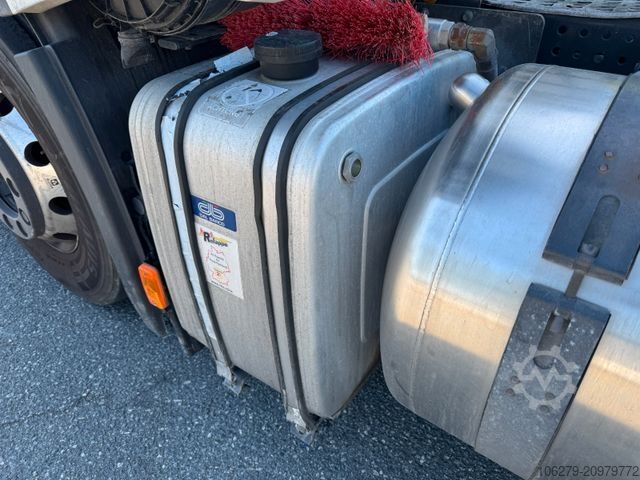 Tractor estándar IVECO AS 440 ST/P LNG / Kipphydraulik