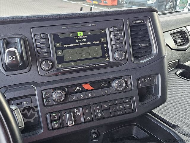 Standart-SZM SCANIA R580