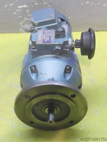 Regelbarer Getriebemotor 0,37 kW 190-1000 U/min MOTOVARIO** TKF/5