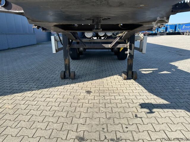 Transport af containere Burg 20FT ADR (EX/II, EX/III, FL, AT), empty weight:...