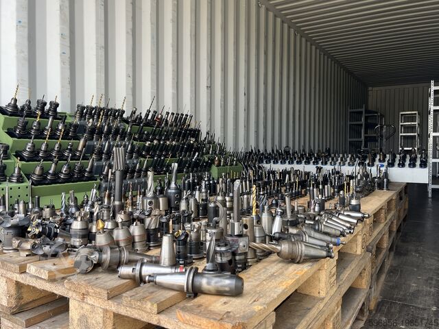 Spannzangenfutter HOLEX SK40 Ø16 – für ER-Spannzangen, CNC, 12.000–15.000 U/min Oprawka zaciskowa HOLEX SK40 Ø16 – do tulejek ER, CNC, 12.000–15.000 obr/min Oprawka zaciskowa HOLEX SK40 Ø16 – do tulejek ER, CNC, 12.000–15.000 obr/min