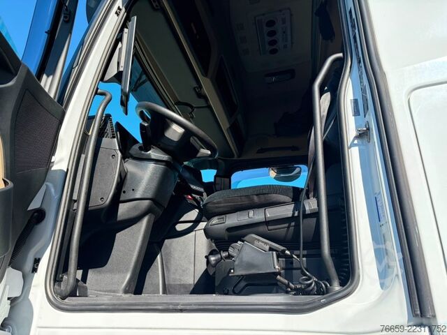 Standard tractor unit MERCEDES-BENZ Actros 1848 LS