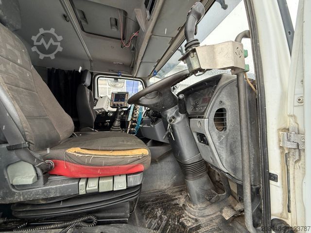 Veegmachine MERCEDES-BENZ Axor 1833 Kehrmaschine VAL?air HD 200 - Bar 9 m³