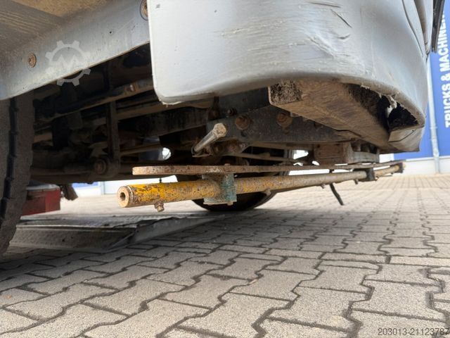 Veegmachine MERCEDES-BENZ Axor 1833 Kehrmaschine VAL?air HD 200 - Bar 9 m³