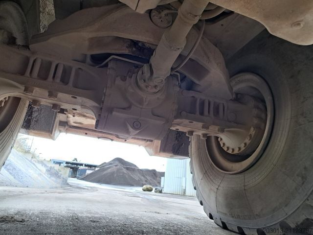 Ładowarka kołowa LIEBHERR L566 XPower Radlader 27,5 Ton *11.900 h *Waage