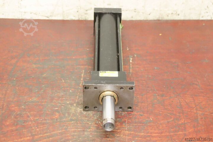 Hydraulische cilinder Parker J-3LRLS33M Hub 300 mm