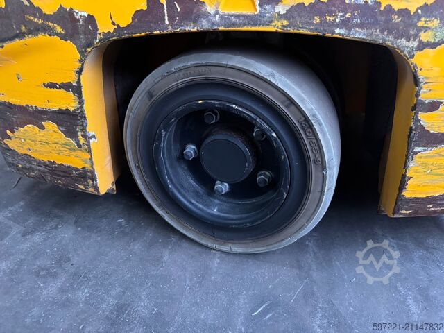 Electric - 3 wheels Jungheinrich EFG216k Triplex Lithium