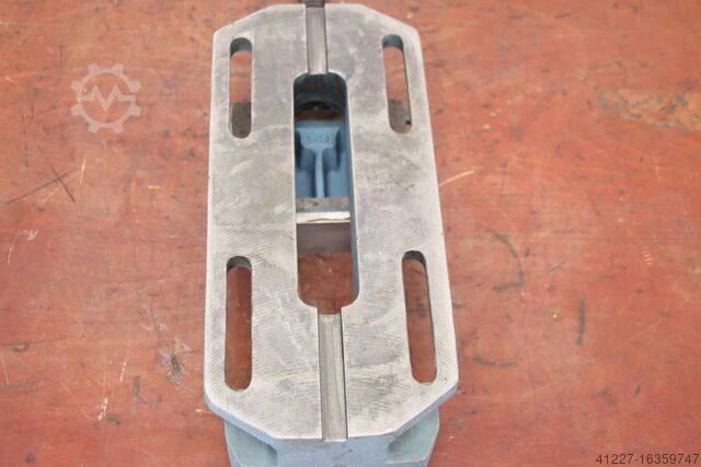 Maskinskruvstäd unbekannt Spannweite 143 mm