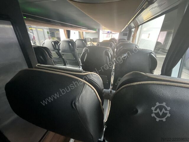 Dobbeltdækker Neoplan Skyliner L
