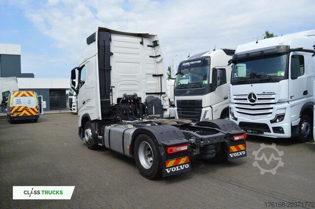 Trattore stradale standard VOLVO FH 500 Globetrotter XL Varios