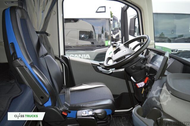 Trattore stradale standard VOLVO FH 500 Globetrotter XL Varios