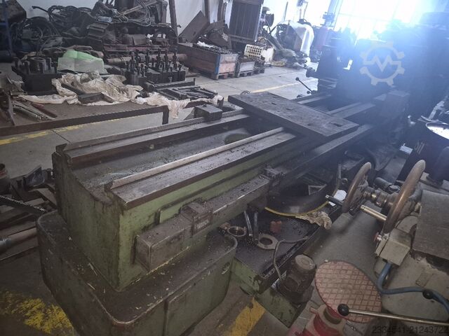 Center lathe MERLI CLOVIS 25