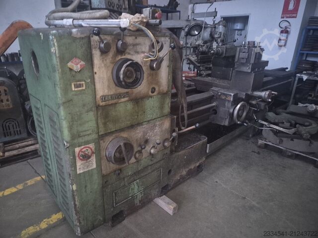 Center lathe MERLI CLOVIS 25