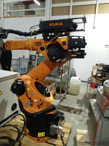 KUKA KR30 industrial robot KRC4, year 2017 KUKA KR30