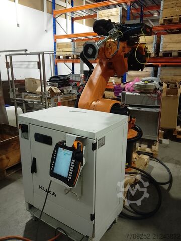 KUKA KR30 industrial robot KRC4, year 2017 KUKA KR30
