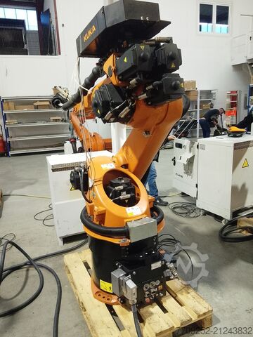 KUKA KR30 industrial robot KRC4, year 2017 KUKA KR30
