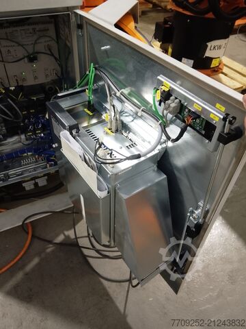 KUKA KR30 industrial robot KRC4, year 2017 KUKA KR30