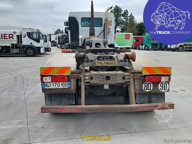 Containervervoer Renault Kerax