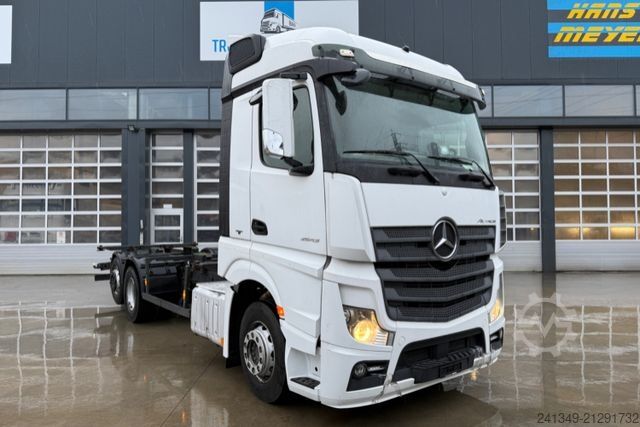 Felépítménycserélő teherautó MERCEDES-BENZ Actros 2543 6x2