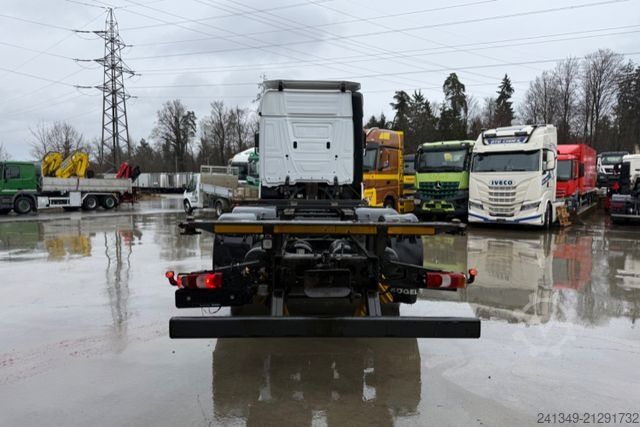 Felépítménycserélő teherautó MERCEDES-BENZ Actros 2543 6x2