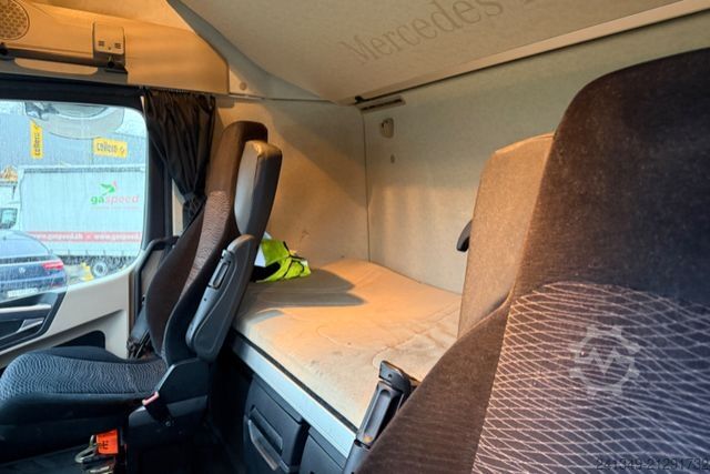 Felépítménycserélő teherautó MERCEDES-BENZ Actros 2543 6x2