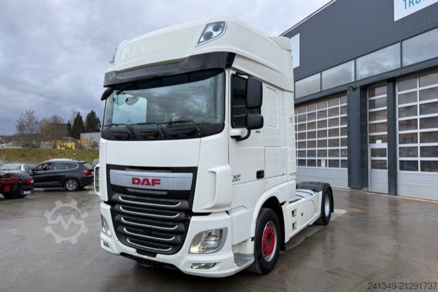 Standard tractor unit DAF XF460 4x2