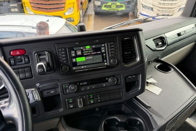 Standaard trekker SCANIA R450 4x2