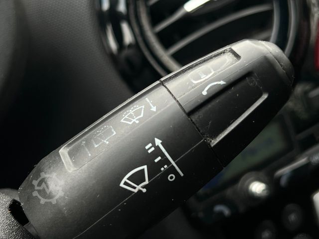 Bestelwagen OPEL Corsa 1.2 ecoFLEX Klima Verliert Kühlflüssigkeit