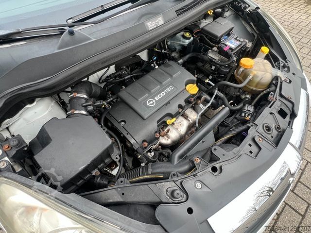 Bestelwagen OPEL Corsa 1.2 ecoFLEX Klima Verliert Kühlflüssigkeit