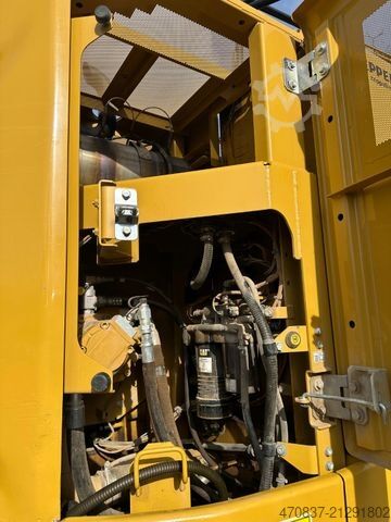 Excavadora de cadenas CATERPILLAR 325 07E / Planierschild / OilQuick