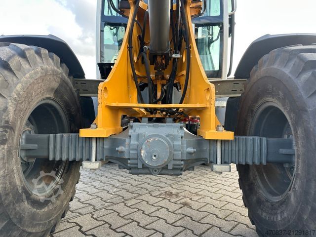 Wheel loader LIEBHERR L 508 C