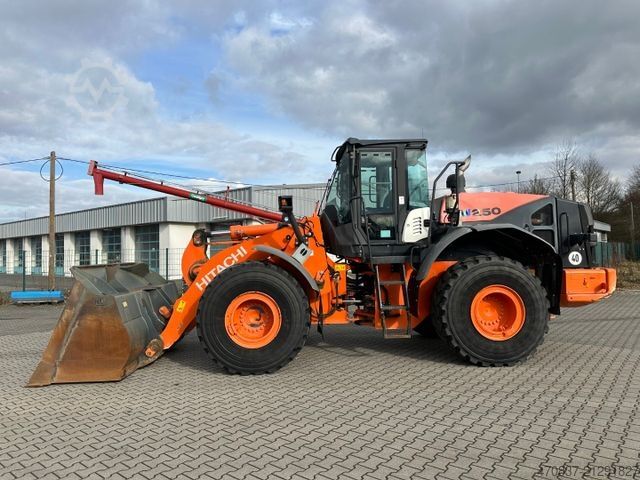 Wiellader HITACHI ZW250-5B / Waage
