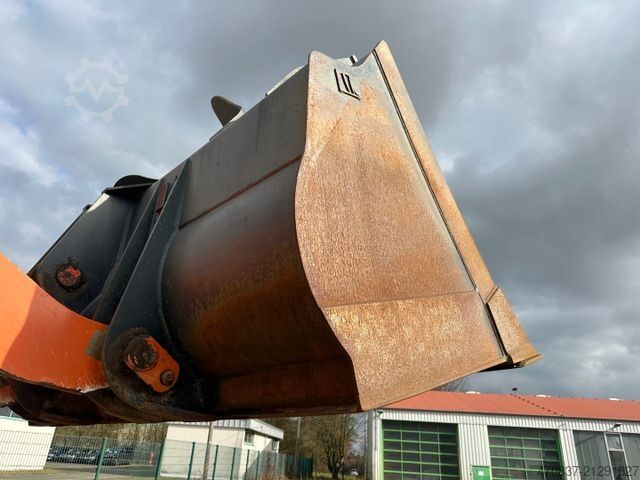 Wiellader HITACHI ZW250-5B / Waage