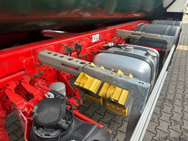 Vuilniswagen MERCEDES-BENZ Arocs 3240 / 8x2x6 / Faun Rotopresss